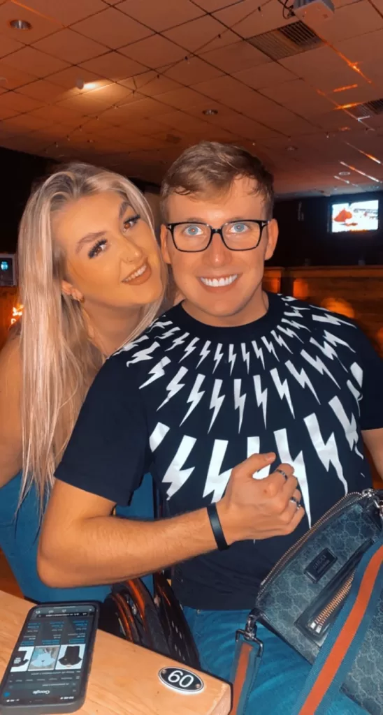 Pictures of Nicki Shepherd 10 - Celebrity Info Picture of Nicki Shepherd and Sam at a bar in Ormskirk